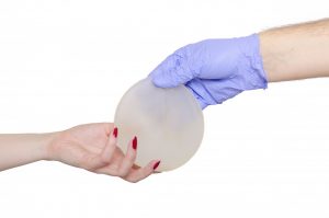cirurgia plástica na mama