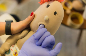 alimentação por dedo para bebês prematuros